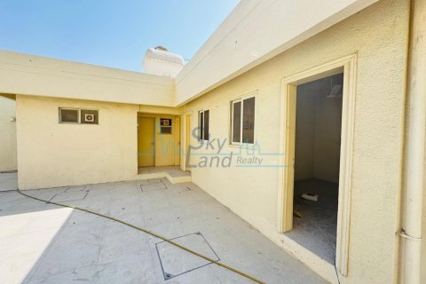 Villa de 5 dormitorios en Jumeirah, UAE No. 102963 30