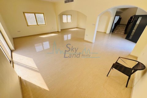 Villa de 5 dormitorios en Jumeirah, UAE No. 102963 9