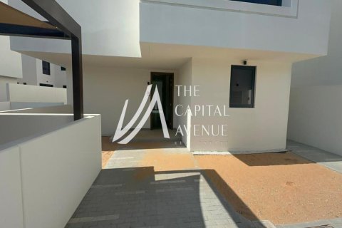 Villa de 4 dormitorios en  Yas Island, UAE No. 86868 5