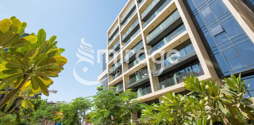 Townhouse de 4 dormitorios en  Saadiyat Island, UAE No. 81385