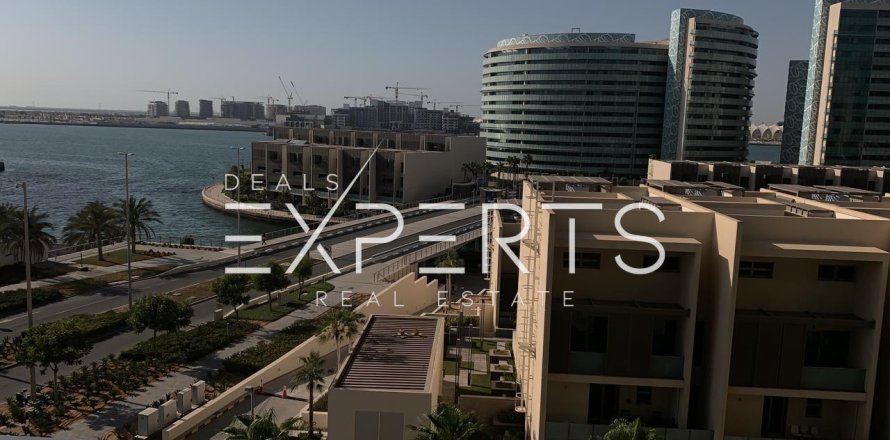 Apartment de 2 dormitorios en Al Raha Beach, UAE No. 80247