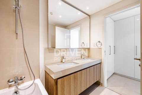 Appartement de 2 chambres à Downtown Views II, UAE No. 83722 3
