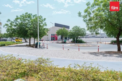 150.8مربع، محل تجاري في Motor City, الإمارات العربية المتحدة رقم 104490 7