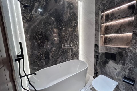Penthouse de 4 dormitorios en Jumeirah Lake Towers, UAE No. 102082 10