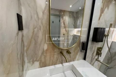 1 bedroom Apartment in Jumeirah Lake Towers, UAE No. 102102 15