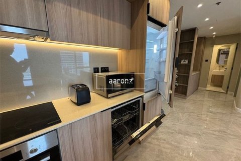 1 bedroom Apartment in Jumeirah Lake Towers, UAE No. 102102 12