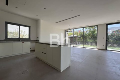 Villa de 4 dormitorios en Dubai Hills Estate, UAE No. 87198 5