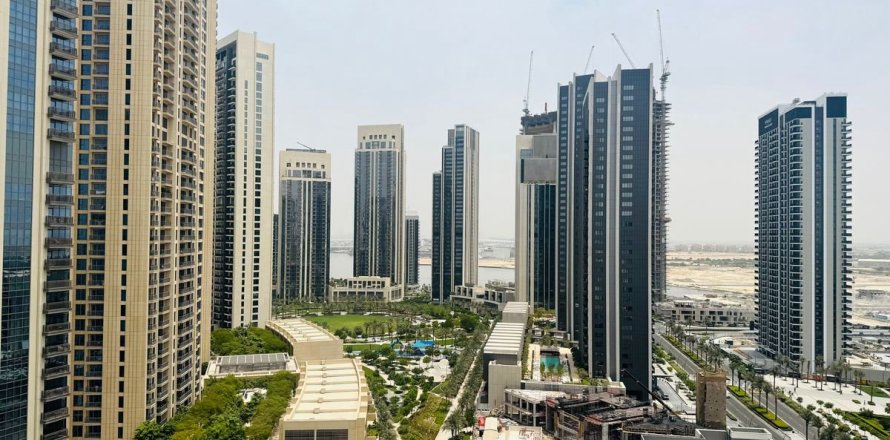 Appartement de 2 chambres à Dubai, UAE No. 102458