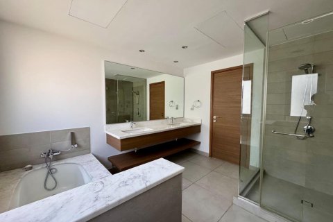 4 bedrooms Villa in Sidra Villas, UAE No. 102931 6