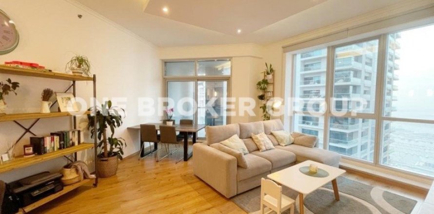Apartment de 2 dormitorios en Dubai Marina, UAE No. 95853