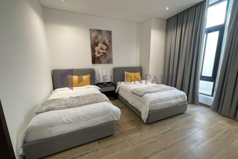 6 bedrooms Villa in Doha, Qatar No. 58179 11