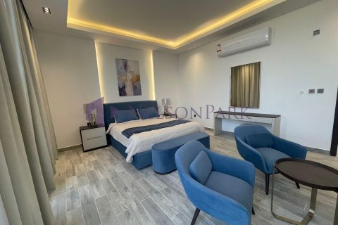 6 bedrooms Villa in Doha, Qatar No. 58179 17