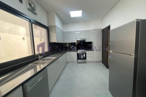 6 bedrooms Villa in Doha, Qatar No. 58179 26