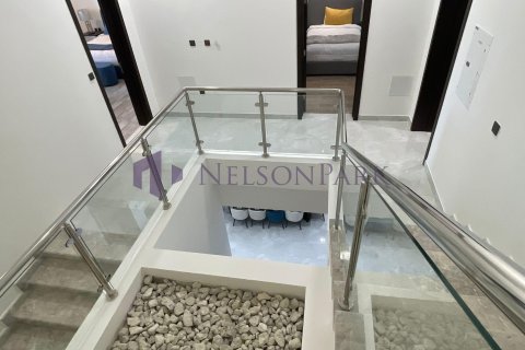 6 bedrooms Villa in Doha, Qatar No. 58179 9