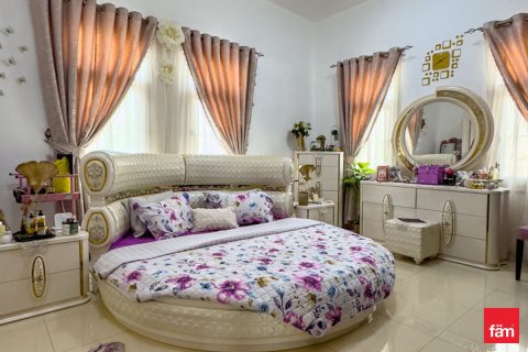5 غرفة نوم  فيلا  رقم 106438 14