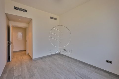 Townhouse de 3 dormitorios en  Yas Island, UAE No. 91382 6