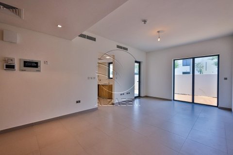 Townhouse de 3 dormitorios en  Yas Island, UAE No. 91382 19