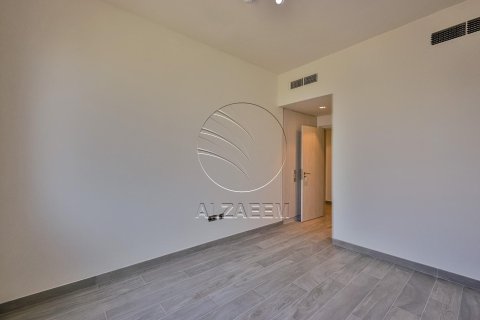 Townhouse de 3 dormitorios en  Yas Island, UAE No. 91382 4