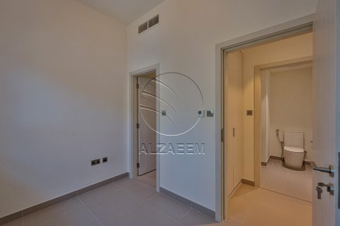 Townhouse de 3 dormitorios en  Yas Island, UAE No. 91382 13