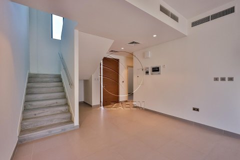 Townhouse de 3 dormitorios en  Yas Island, UAE No. 91382 21