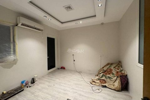 Villa de 5 dormitorios en Khobar, Saudi Arabia No. 60457 8