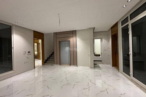 Villa de 5 dormitorios en Khobar, Saudi Arabia No. 60457 23