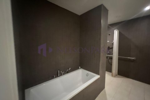 3 bedrooms Apartment in Doha, Qatar No. 58415 20