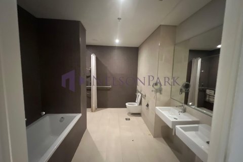 3 bedrooms Apartment in Doha, Qatar No. 58415 16