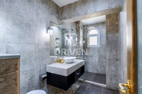Villa de 5 dormitorios en The Villa, UAE No. 84450 27