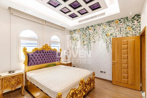 Villa de 5 dormitorios en The Villa, UAE No. 84450 24
