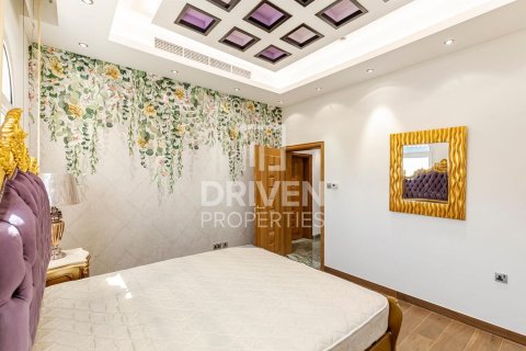 Villa de 5 dormitorios en The Villa, UAE No. 84450 10
