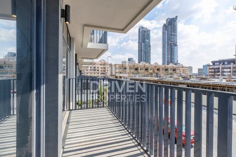 Duplex de 2 chambres à Belgravia, UAE No. 84466 13