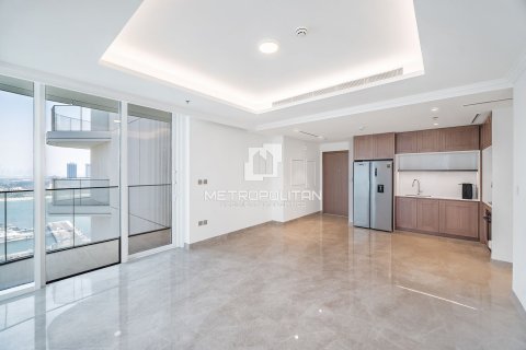 Appartement de 2 chambres à EMAAR Beachfront, UAE No. 78872
