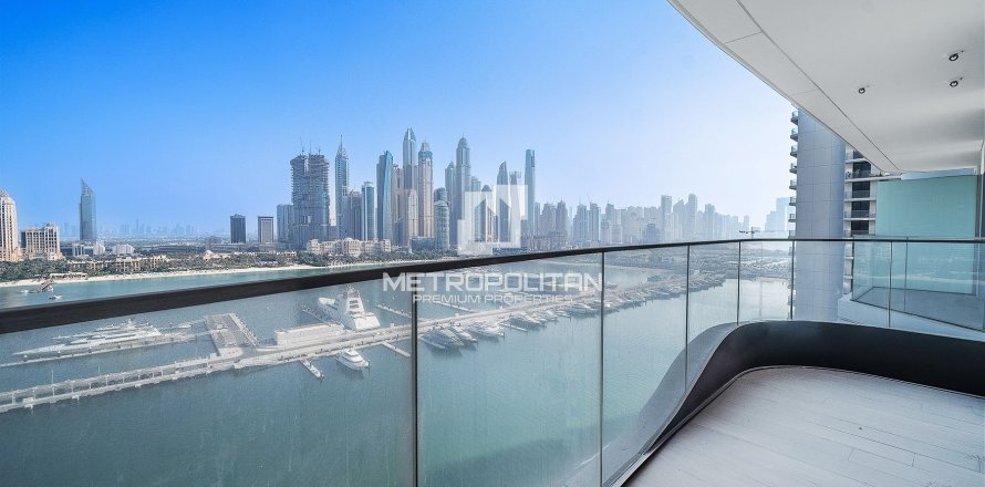 2 bedrooms Apartment in EMAAR Beachfront, UAE No. 78871