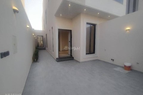 Apartment de 3 dormitorios en Riyadh, Saudi Arabia No. 99613 1