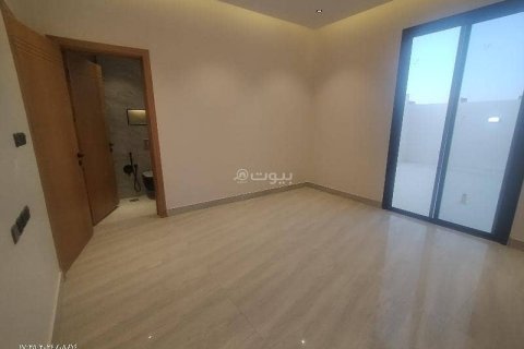 Apartment de 3 dormitorios en Riyadh, Saudi Arabia No. 99611 4