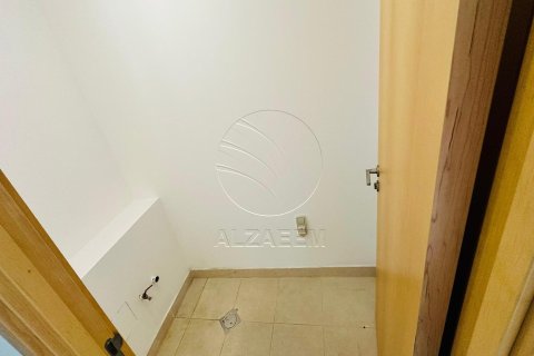 Apartment de 3 dormitorios en Al Raha Beach, UAE No. 91308 13