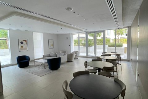 Apartment de 2 dormitorios en CREEK HORIZON Dubai, UAE No. 97439 7