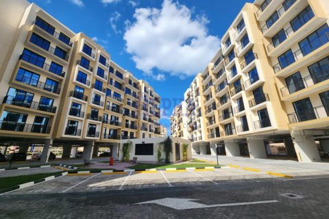 1 bedroom Apartment in Al Hamra Village, UAE No. 92210 1