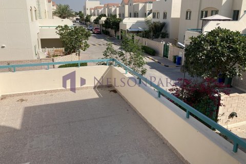 3 bedrooms Villa in Doha, Qatar No. 58220 7