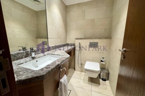 1 bedroom Apartment in Doha, Qatar No. 58221 10