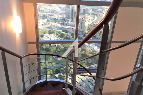 Duplex de 2 chambres à Central Park Tower, UAE No. 90890 12