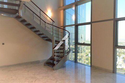 Duplex de 2 chambres à Central Park Tower, UAE No. 90890 15