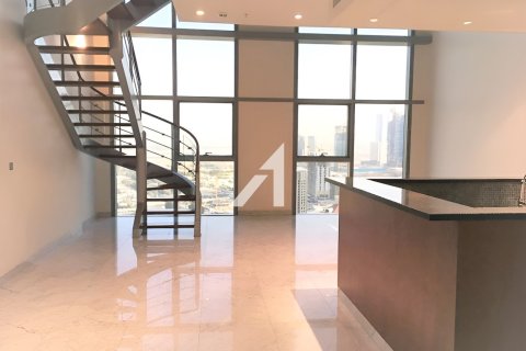 Duplex de 2 chambres à Central Park Tower, UAE No. 90890 1