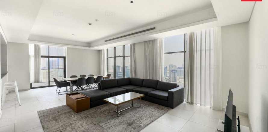 3 bedrooms Apartment  No. 102724