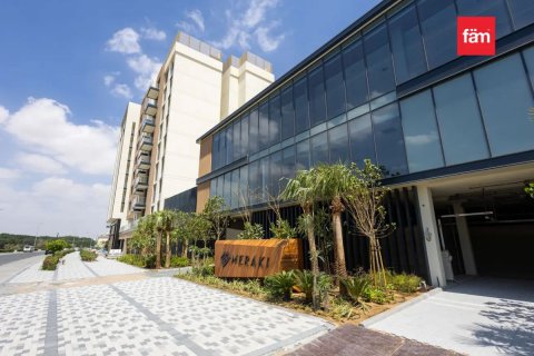 Apartment de 2 dormitorios en Majan, UAE No. 87483 18