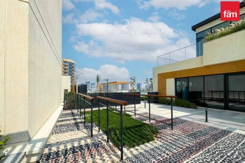 Apartment de 2 dormitorios en Majan, UAE No. 87483 17