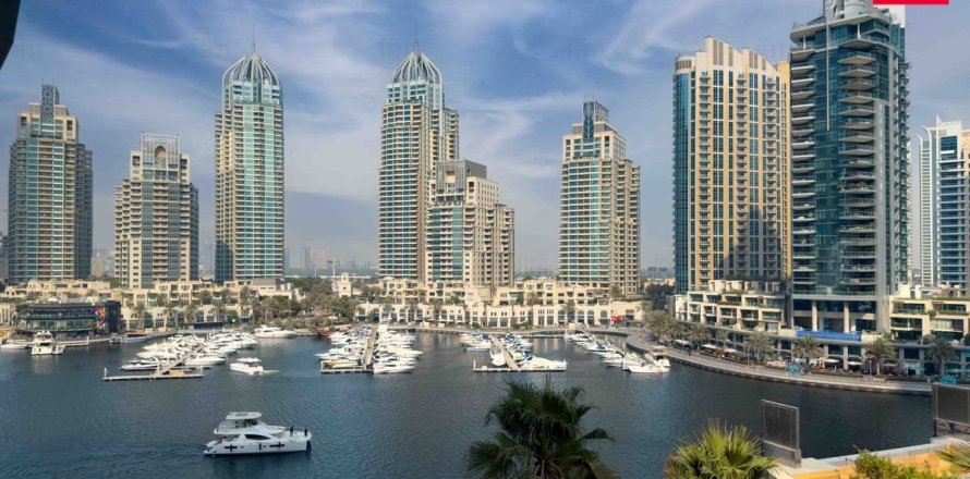 Appartement de 2 chambres à Dubai Marina, UAE No. 102186