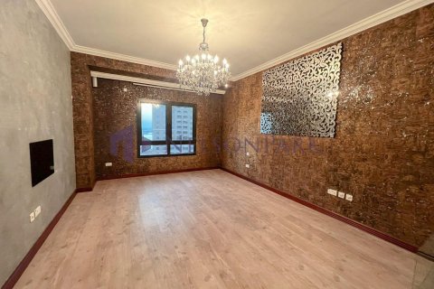 3 bedrooms Apartment in Doha, Qatar No. 58073 5