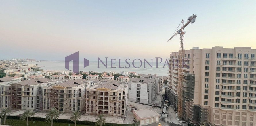 3 bedrooms Apartment in Doha, Qatar No. 58073